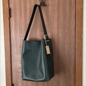 Madewell Essential Bucket Tote in Luxury Forest (dk green)—Like New—13”W x 14”H